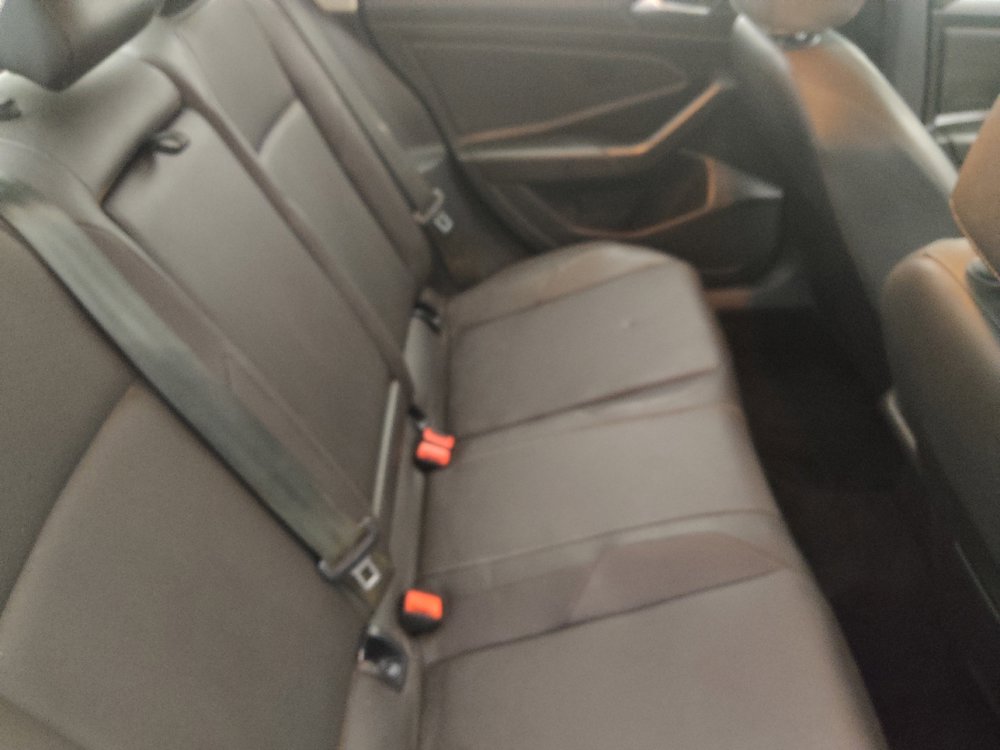 Used 2019 Volkswagen Jetta SE w/ Cold Weather Package FWD image 19