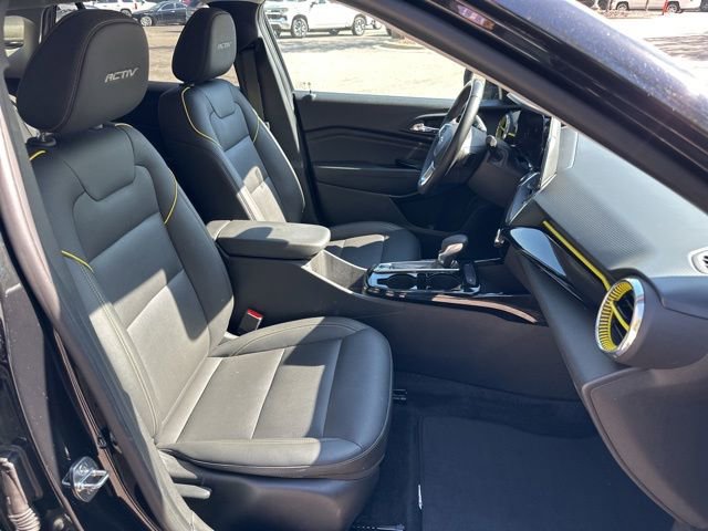 Used 2024 Chevrolet Trax ACTIV FWD image 29