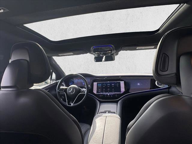 Certified 2022 Mercedes-Benz EQS 580 4MATIC Sedan image 20
