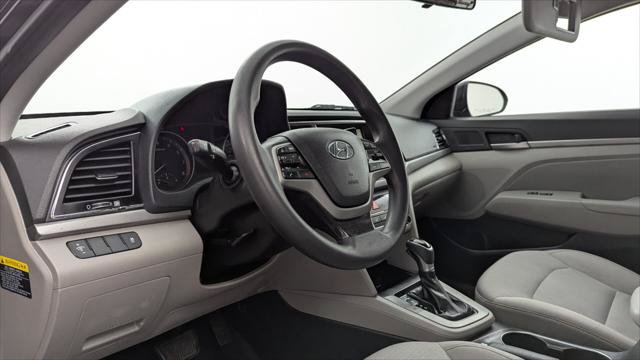 Used 2017 Hyundai Elantra SE FWD image 23