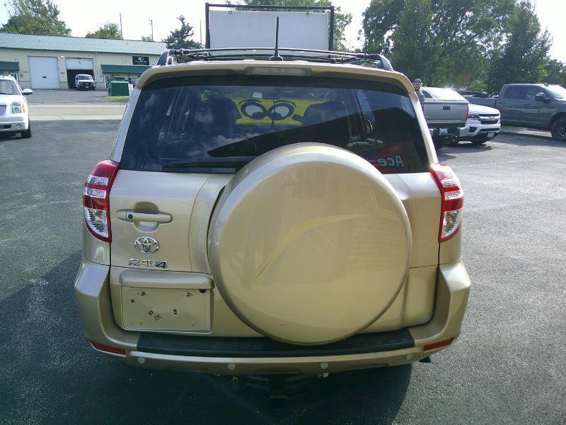 Used 2012 Toyota RAV4 Limited w/ Navigation Value Pkg FWD image 6