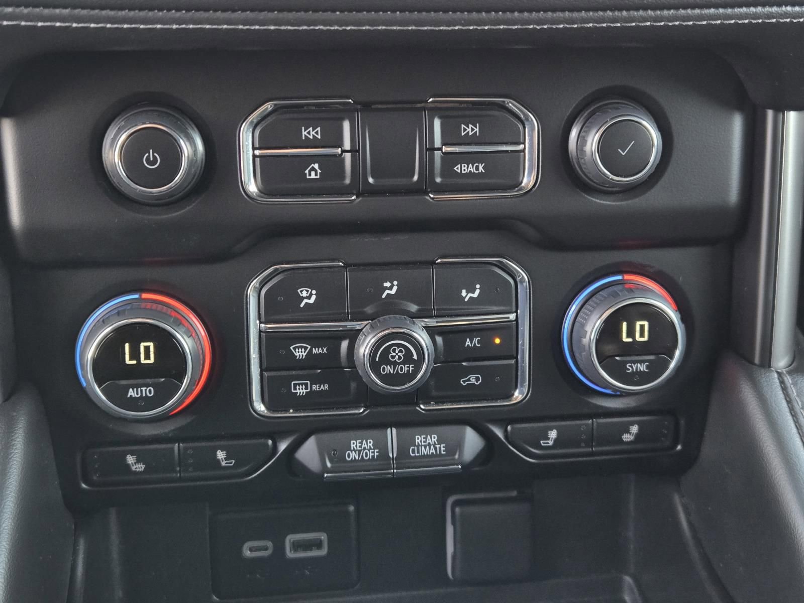 Used 2024 Chevrolet Tahoe LT image 15