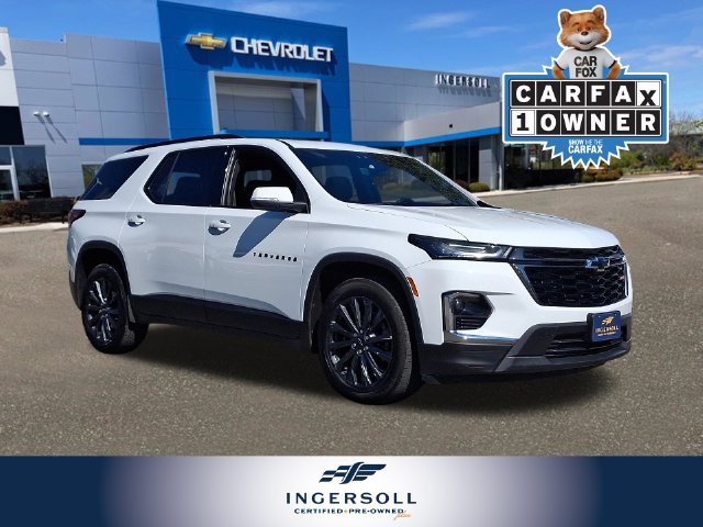 Used 2023 Chevrolet Traverse RS w/ LPO, Floor Liner Package AWD/4WD image 1