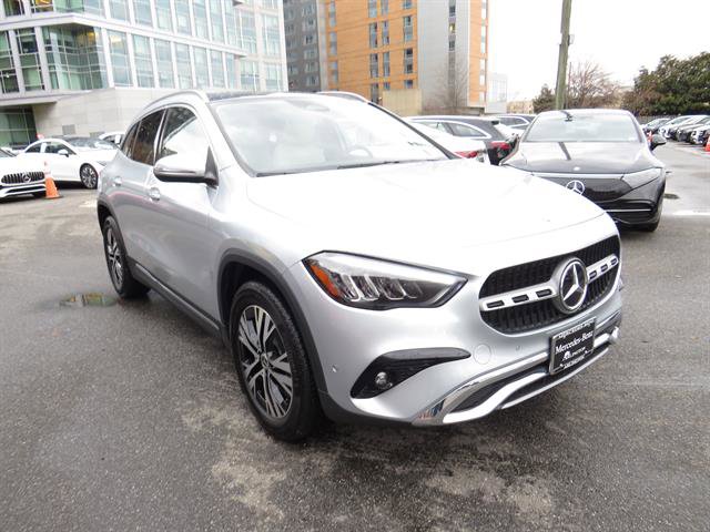 Used 2025 Mercedes-Benz GLA 250 4MATIC image 4