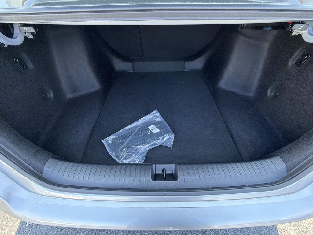 Used 2025 Honda Accord SE image 13