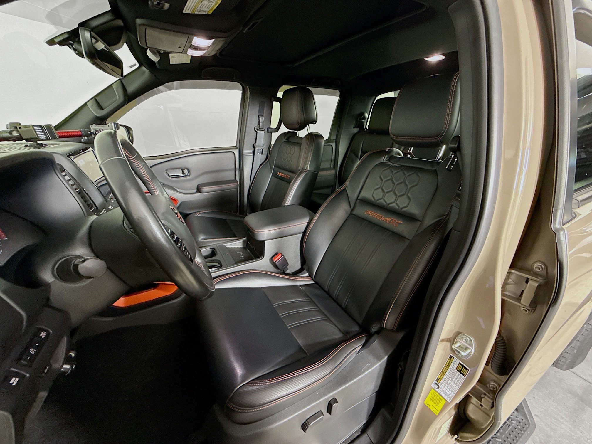 Used 2023 Nissan Frontier PRO-4X w/ Pro-4X Premium Package AWD/4WD image 26