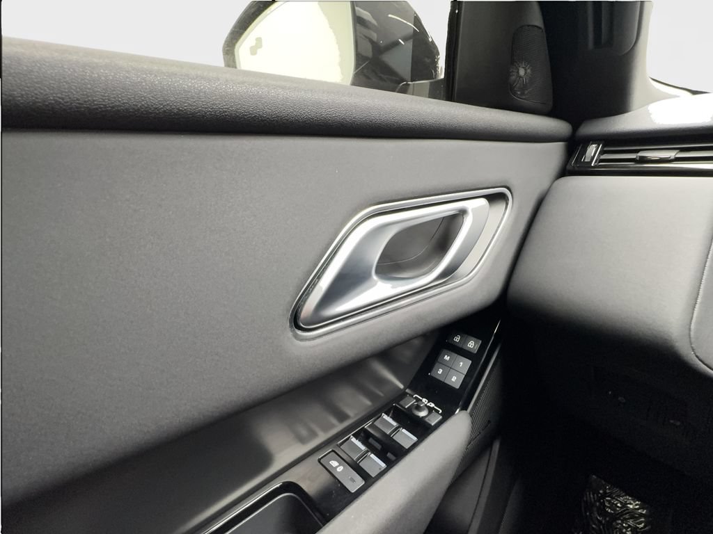 Used 2024 Land Rover Range Rover Velar Dynamic SE AWD/4WD image 48