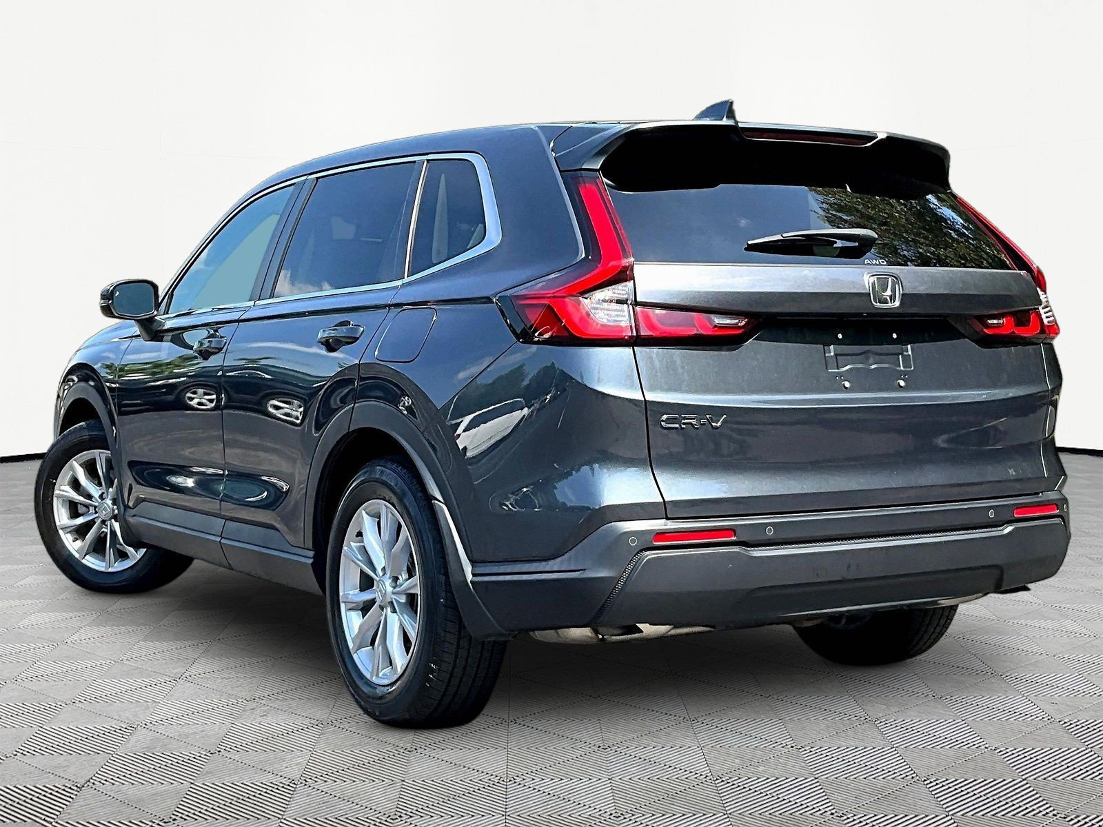 Used 2025 Honda CR-V EX-L image 4