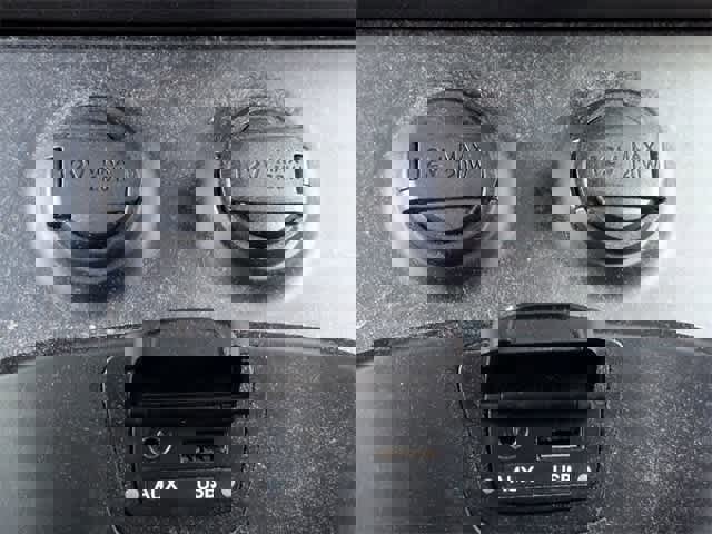 Used 2014 Hyundai Santa Fe Sport w/ Technology Package 04 image 33