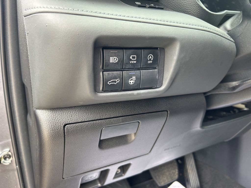 Used 2023 Toyota Highlander Platinum FWD image 18