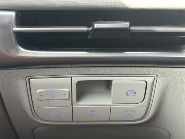 New 2025 Hyundai Tucson Blue image 30