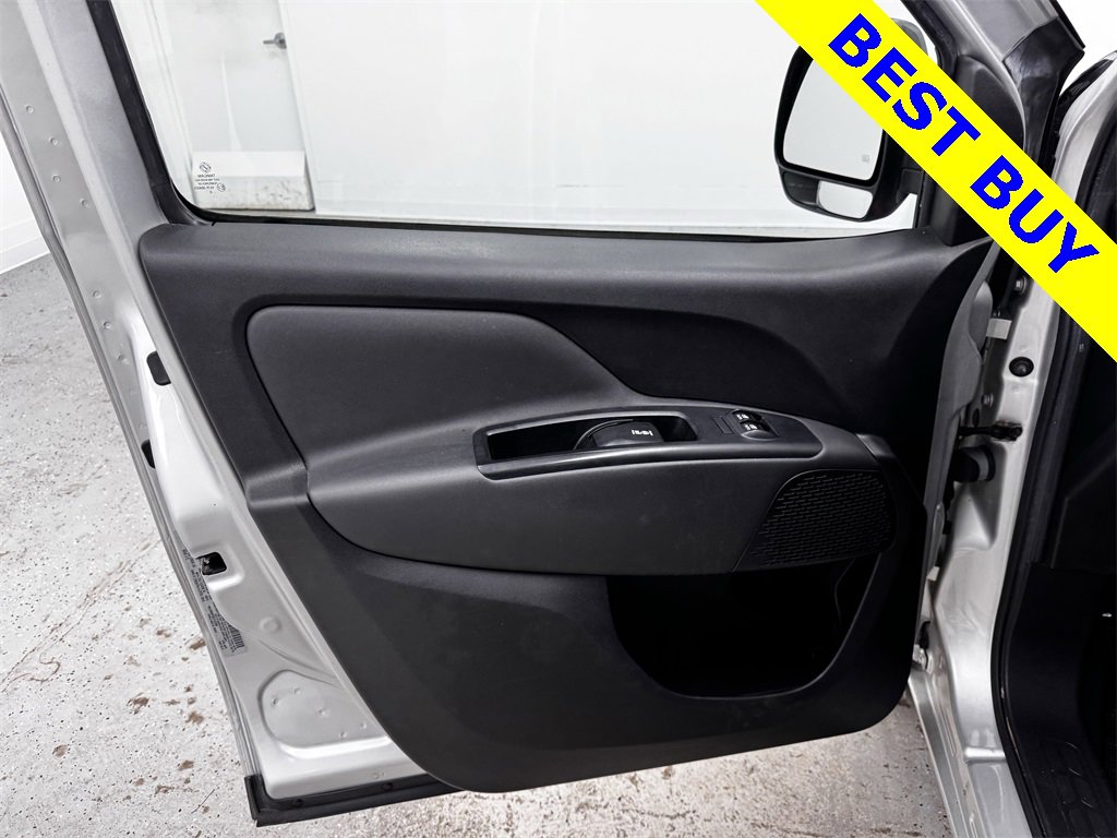 Used 2020 RAM ProMaster City Tradesman SLT image 9