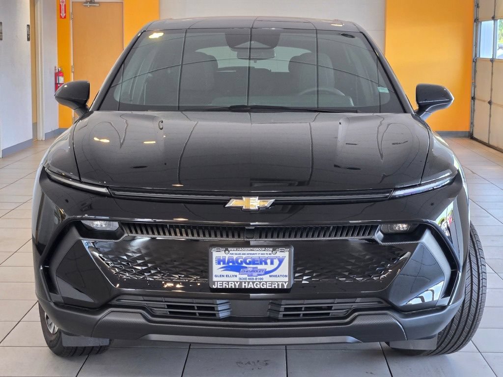 New 2026 Chevrolet Equinox EV LT FWD image 3