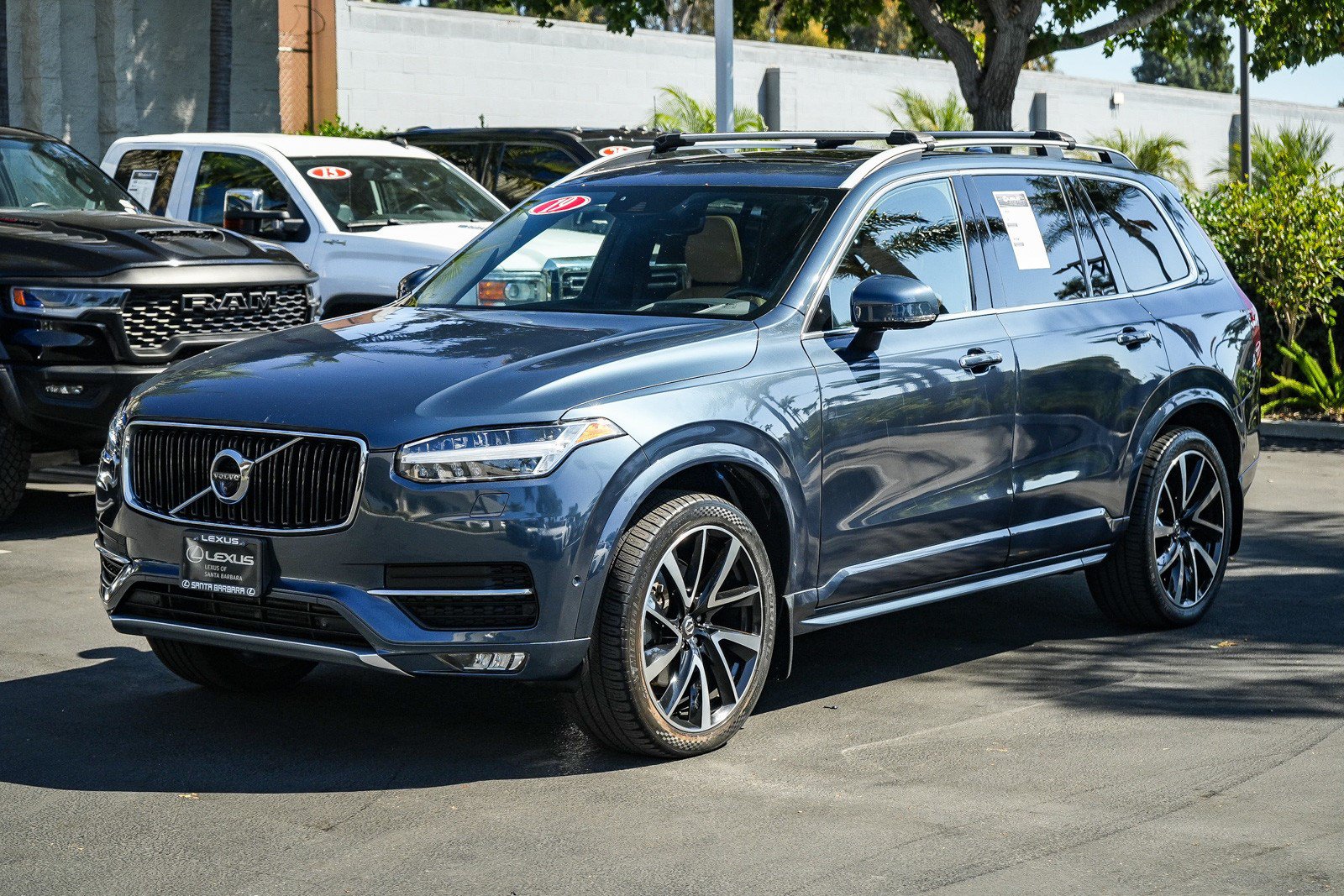 Used 2019 Volvo XC90 T6 Momentum w/ Advanced Package AWD/4WD image 3