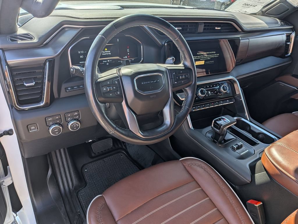 Used 2024 GMC Sierra 1500 Denali Ultimate AWD/4WD image 10