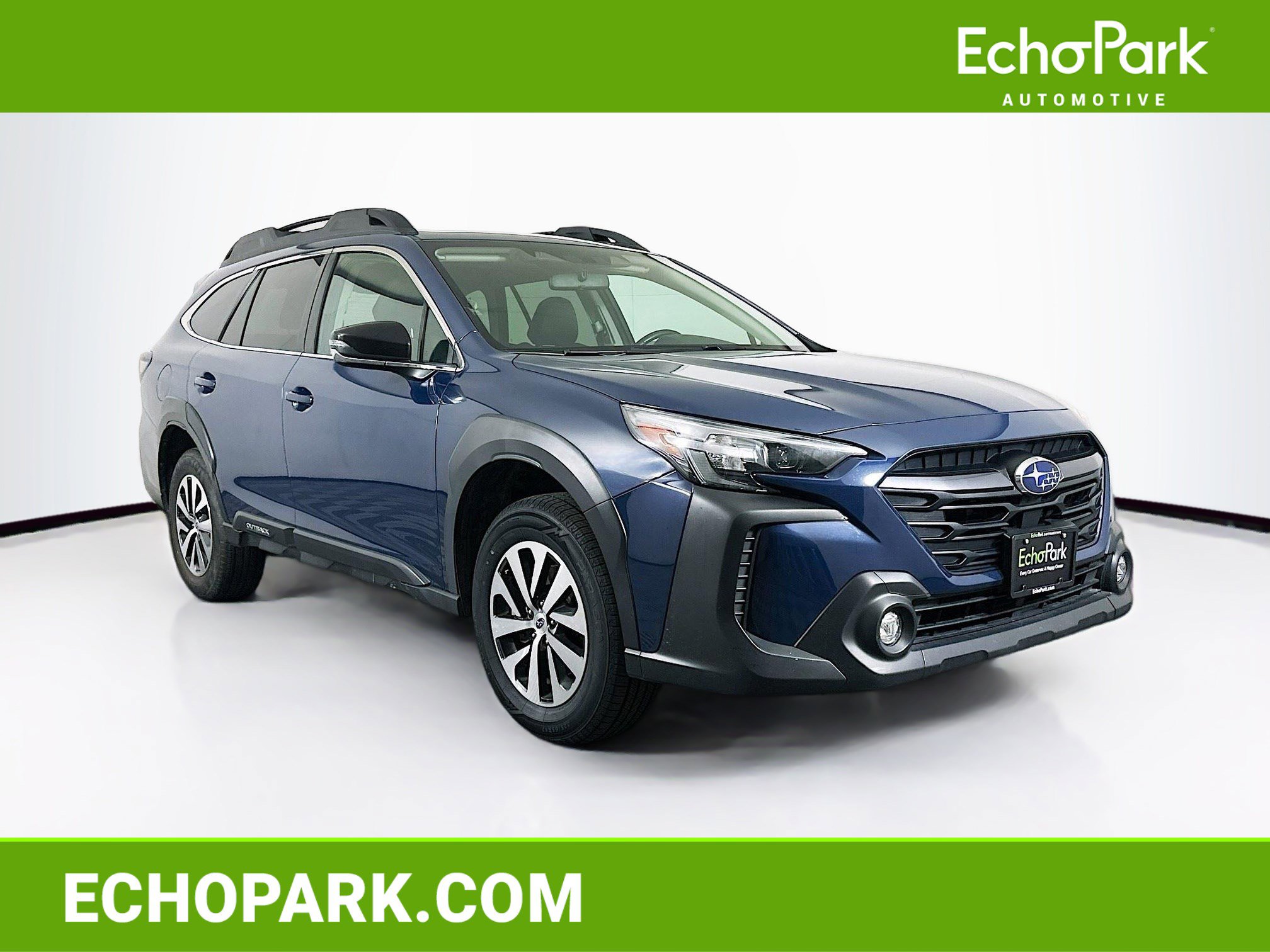Used 2025 Subaru Outback Premium AWD/4WD image 1