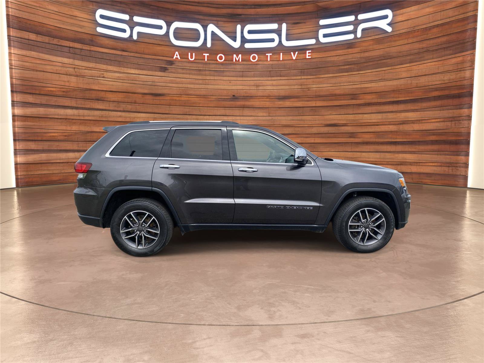 Used 2020 Jeep Grand Cherokee Limited AWD/4WD image 8
