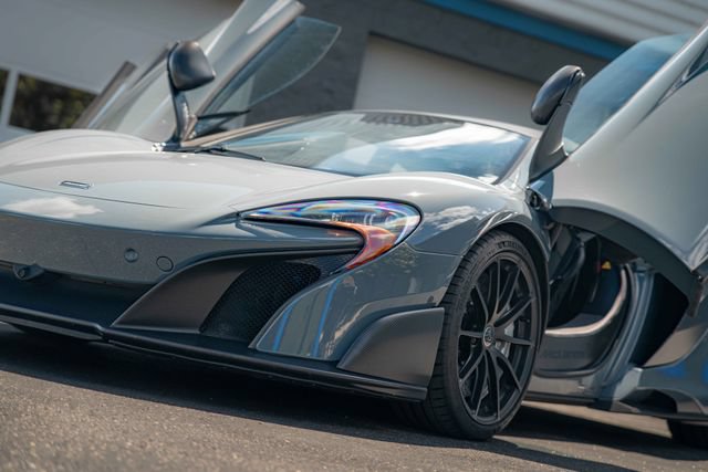 Used 2016 McLaren 675LT Coupe RWD image 31