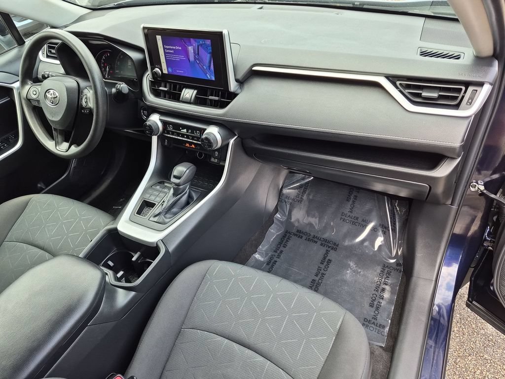 Used 2023 Toyota RAV4 XLE AWD/4WD image 31