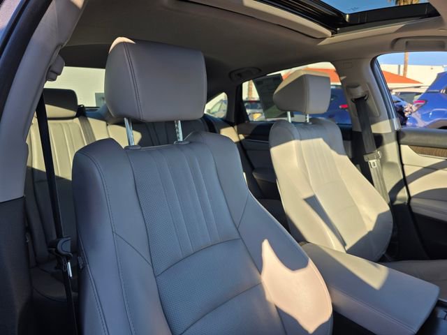 Used 2018 Honda Accord Touring image 10