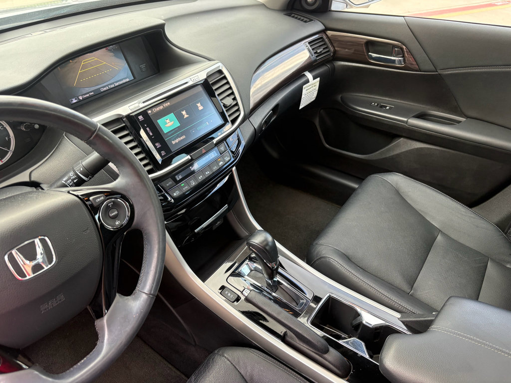 Used 2016 Honda Accord EX-L image 16