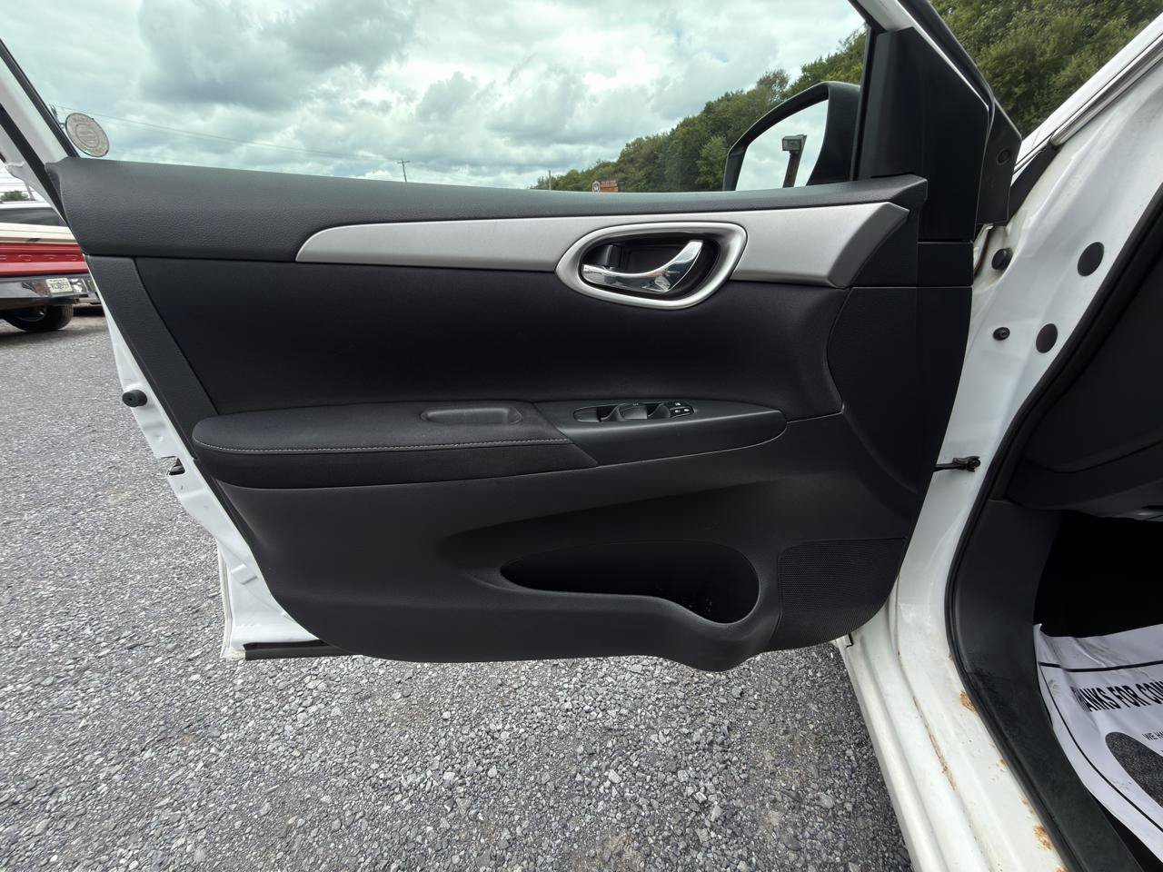 Used 2014 Nissan Sentra S FWD image 17
