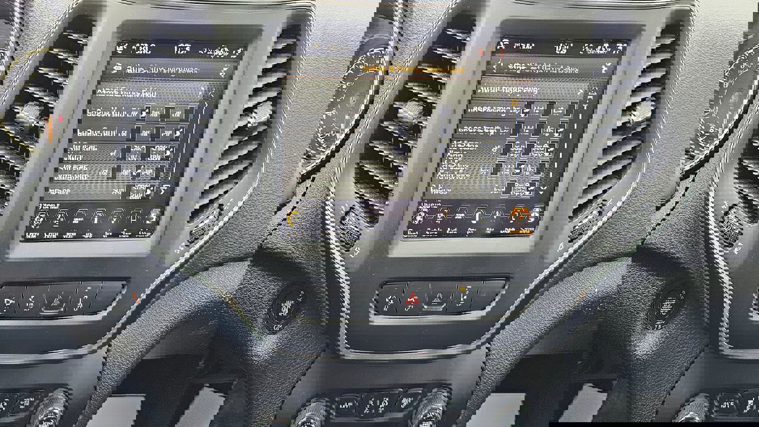 Used 2023 Jeep Cherokee Altitude Lux image 24