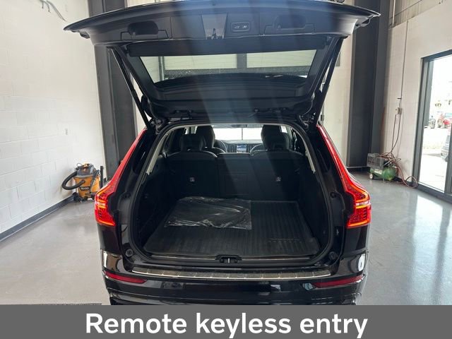 Used 2023 Volvo XC60 B5 Ultimate w/ Climate Package image 24