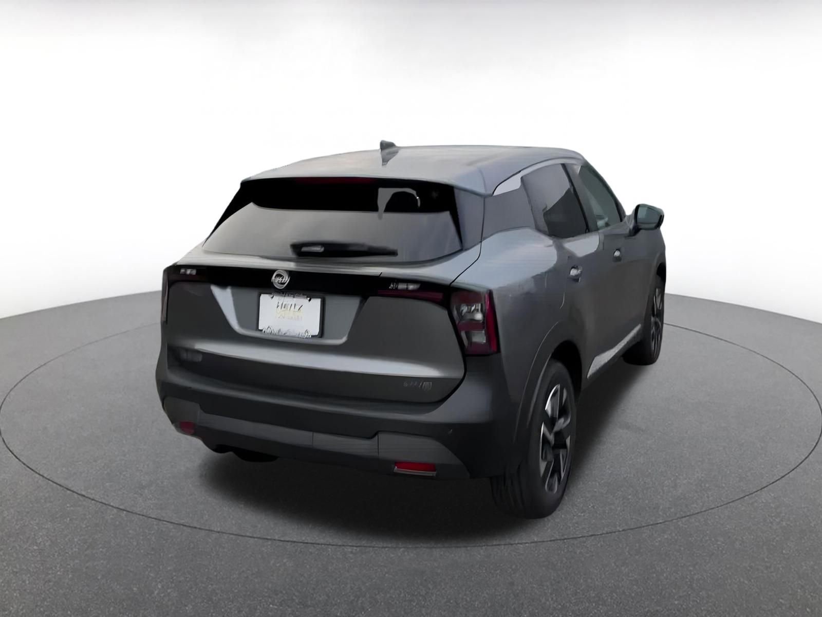 Used 2025 Nissan Kicks SV image 13