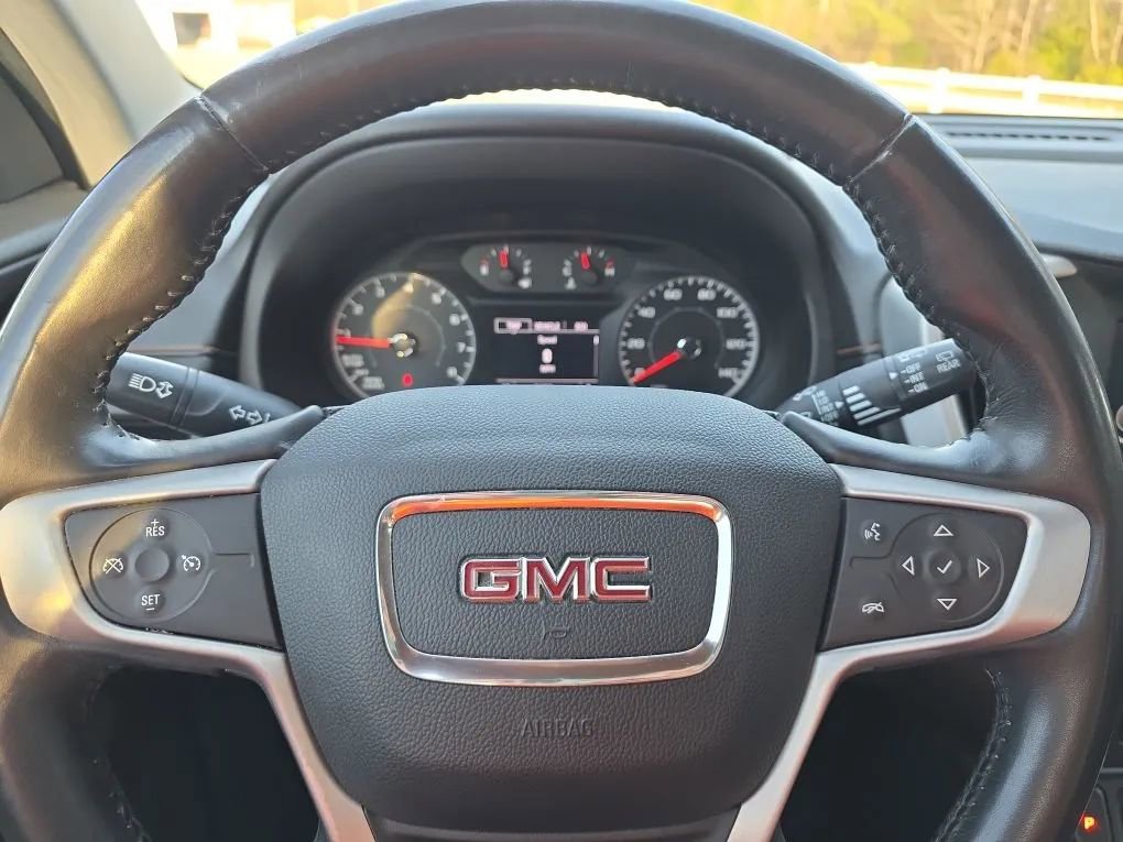 Used 2018 GMC Terrain SLE image 16