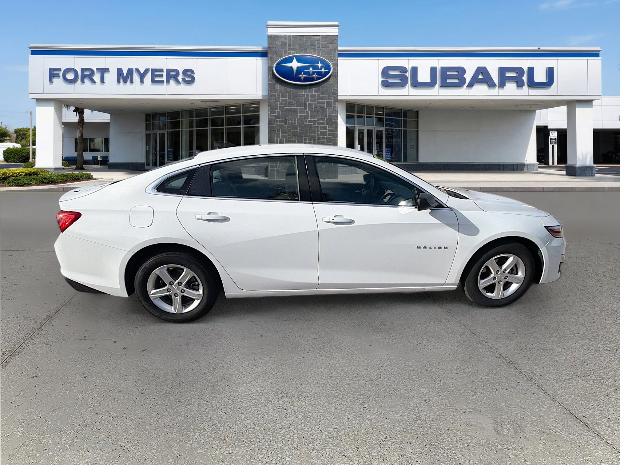 Used 2021 Chevrolet Malibu LS image 2