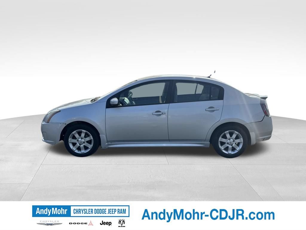 Used 2010 Nissan Sentra 2.0 SR w/ Convenience Pkg FWD image 4