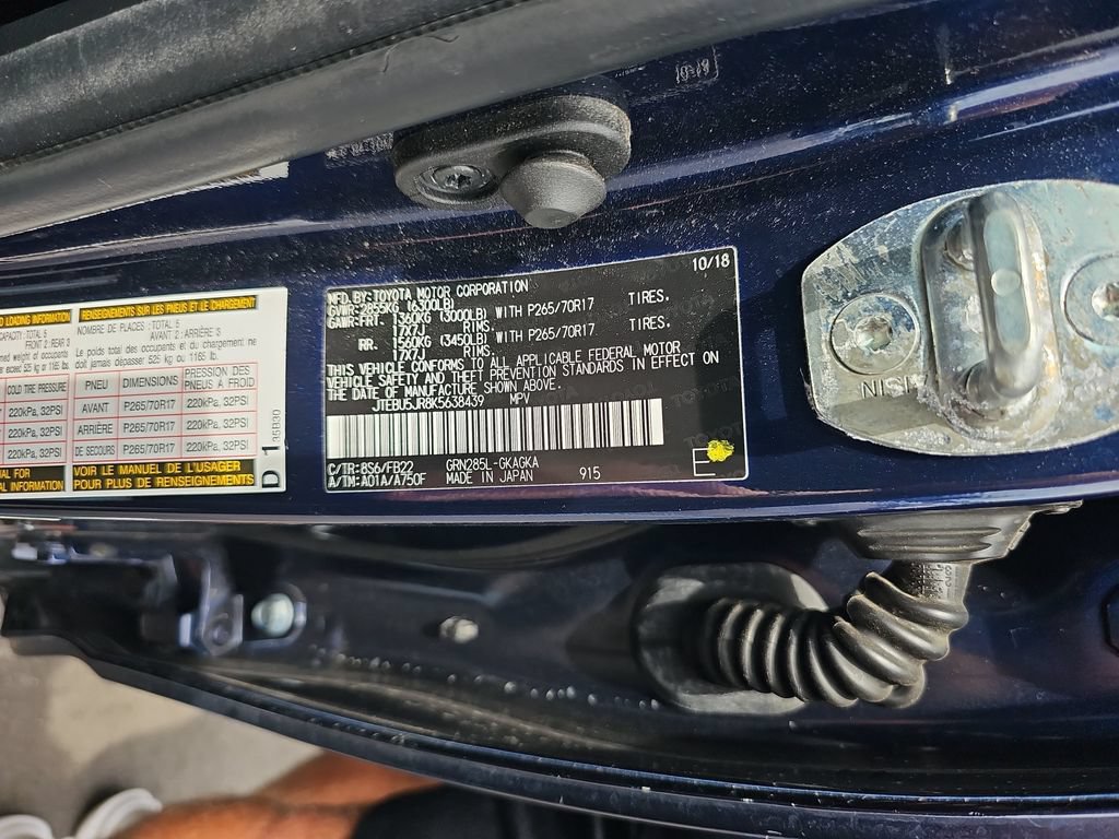 Used 2019 Toyota 4Runner SR5 AWD/4WD image 32