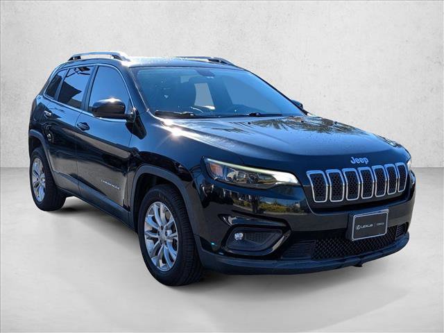 Used 2019 Jeep Cherokee Latitude w/ Popular Appearance Group image 4