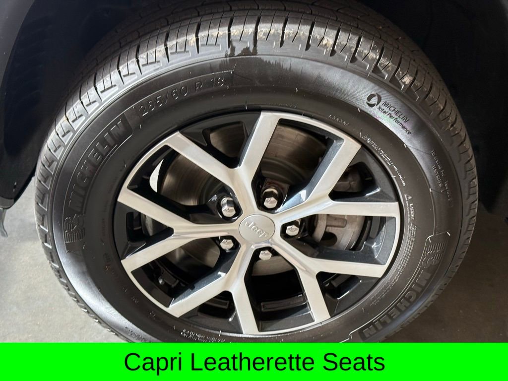 Used 2025 Jeep Grand Cherokee L Limited w/ Luxury Tech Group II image 11