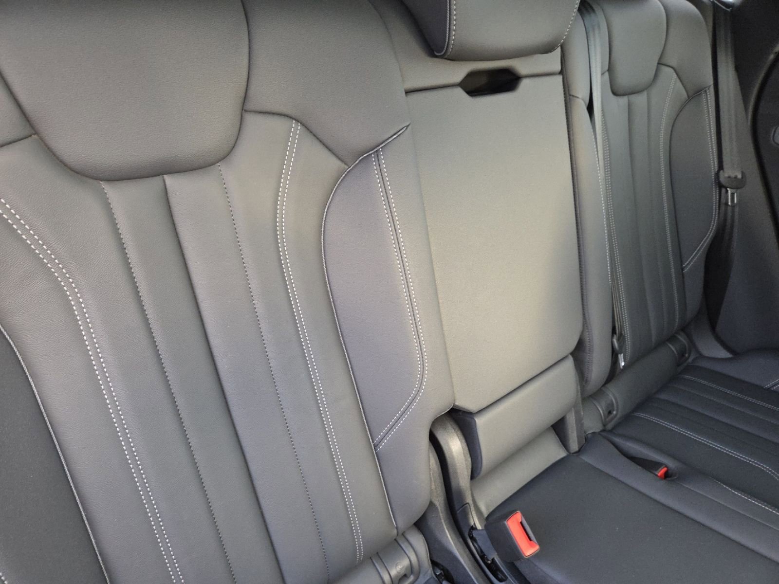 Used 2025 Audi Q5 2.0T Premium image 23