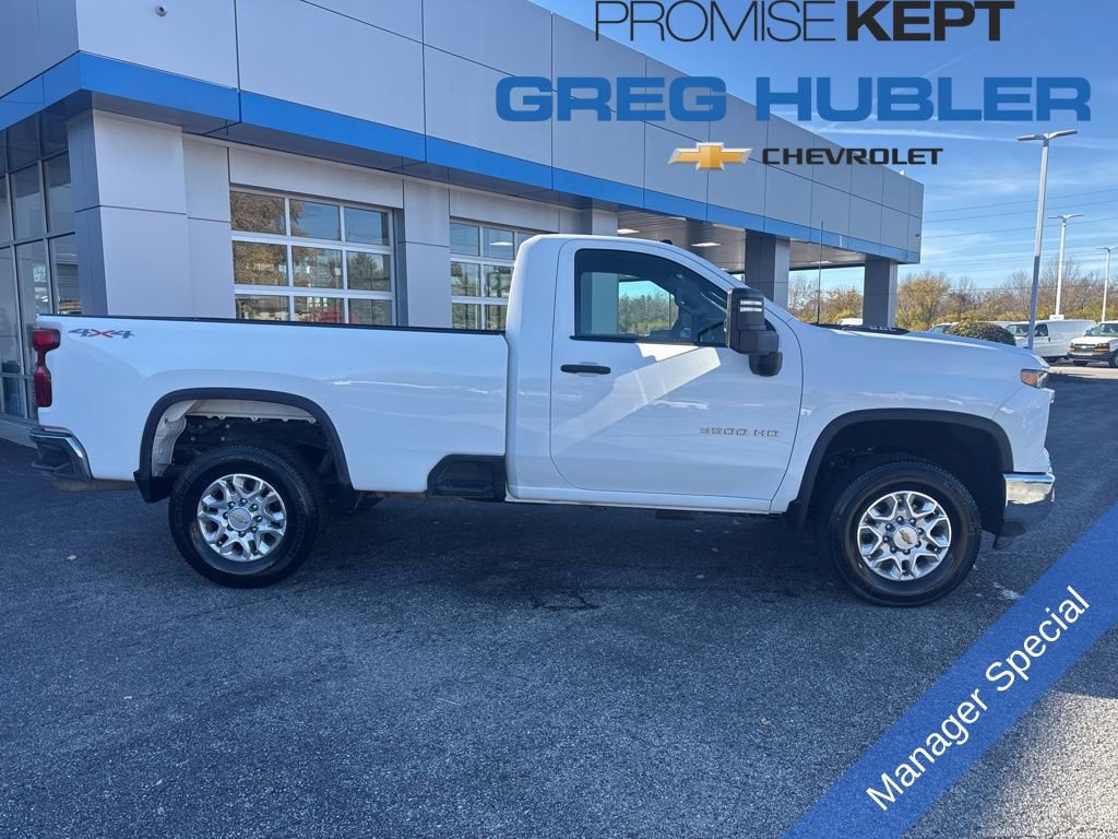 Used 2025 Chevrolet Silverado 3500 W/T image 2