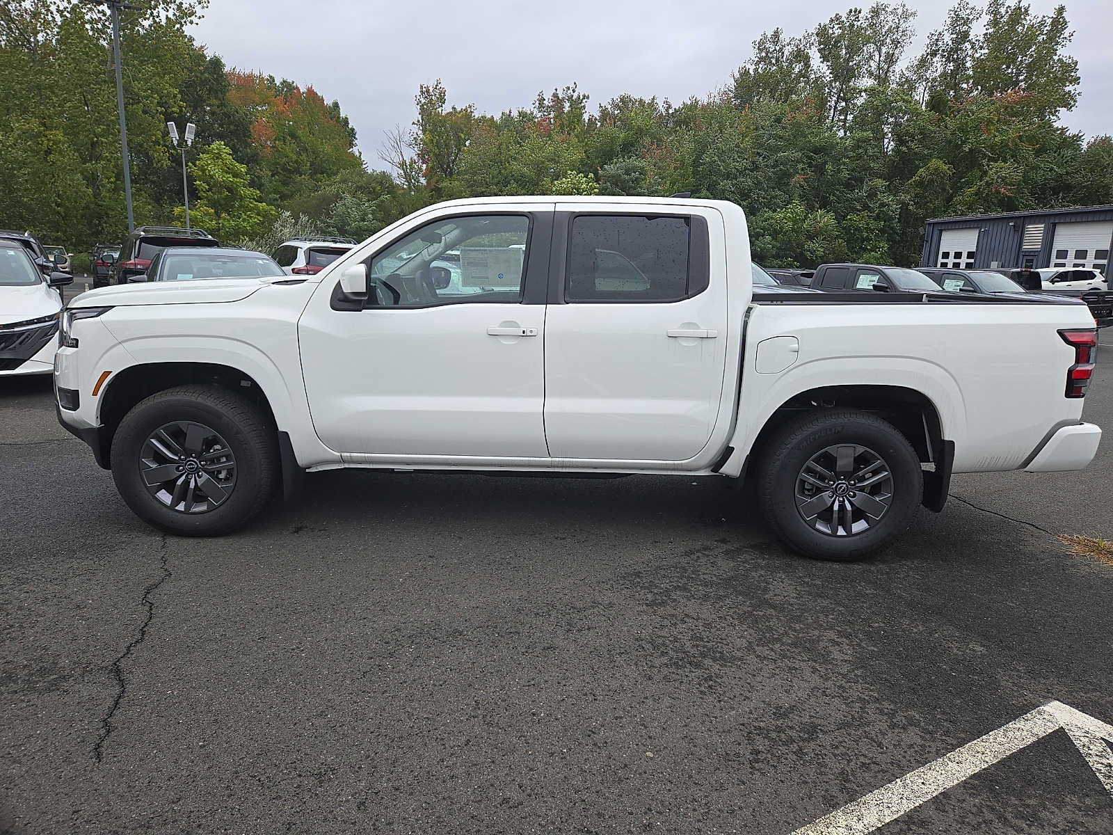 New 2026 Nissan Frontier SV w/ SV Convenience Package AWD/4WD image 7