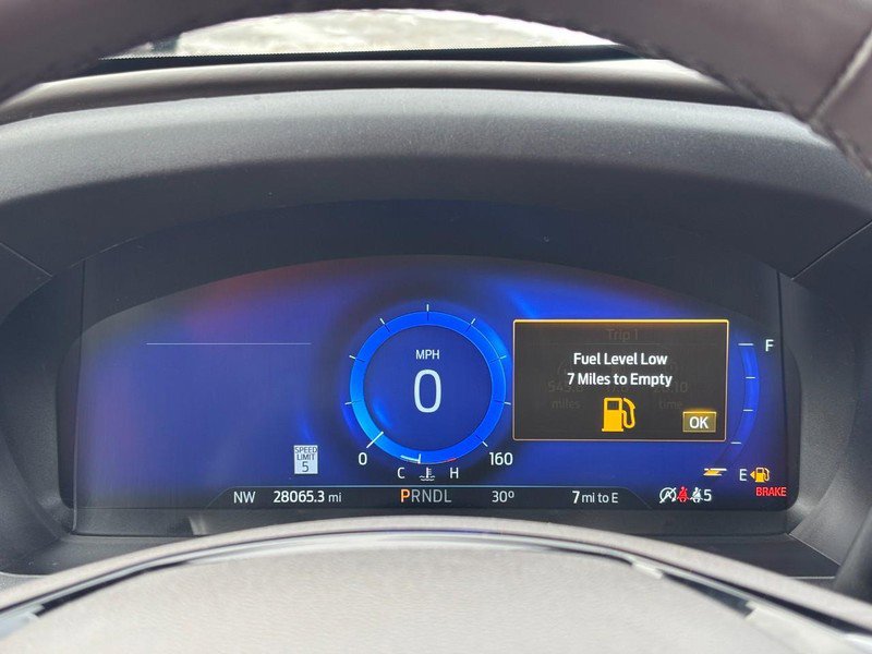 Used 2023 Ford Explorer Platinum w/ Technology Package image 23