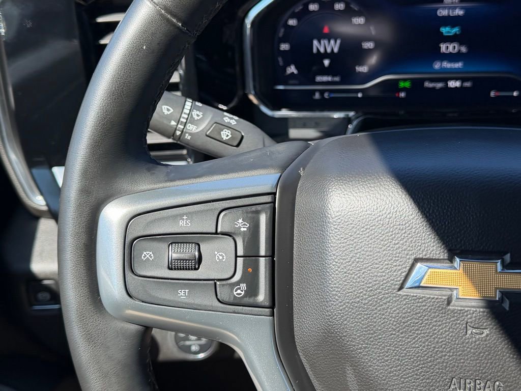 Used 2025 Chevrolet Silverado 2500 LT w/ Convenience Package image 24