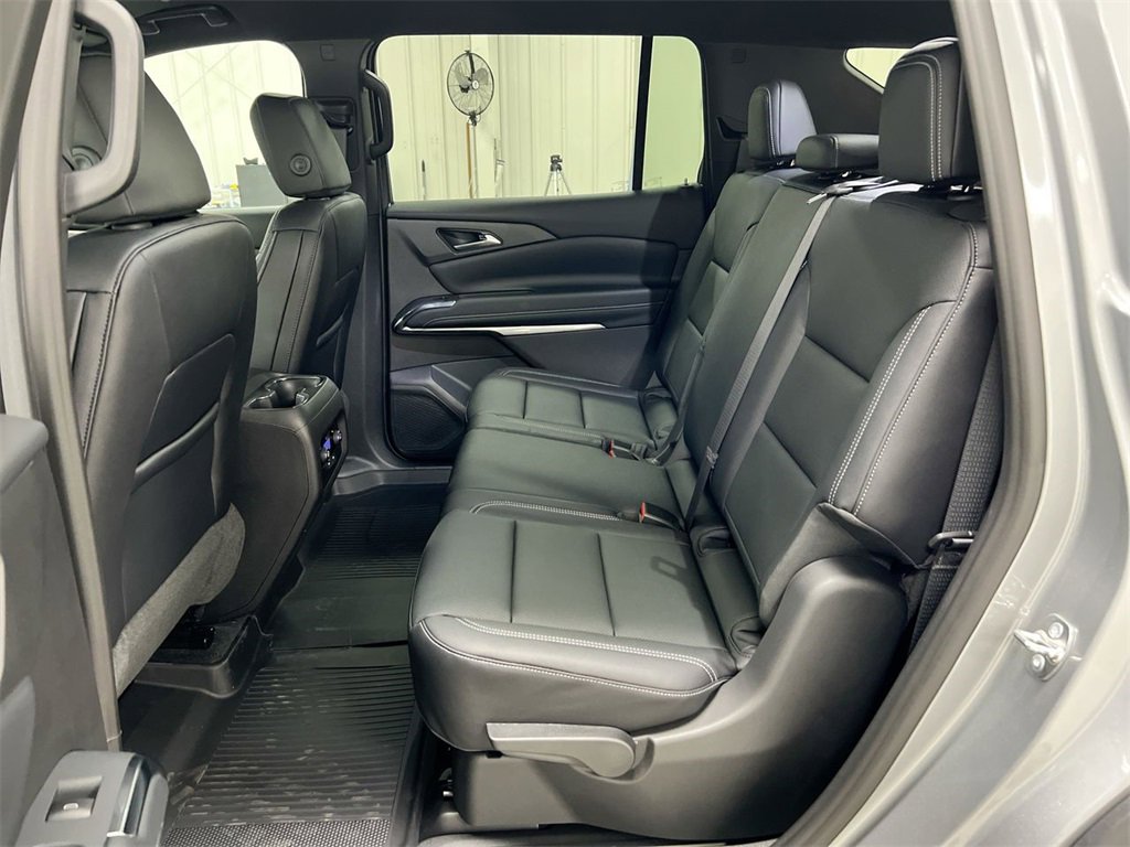 New 2026 Chevrolet Traverse LT w/ Driver Confidence Package image 23