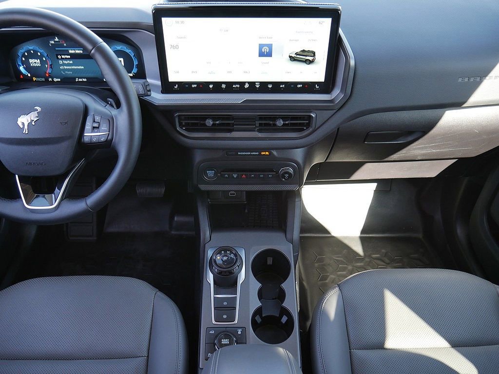 Used 2025 Ford Bronco Sport Badlands image 21