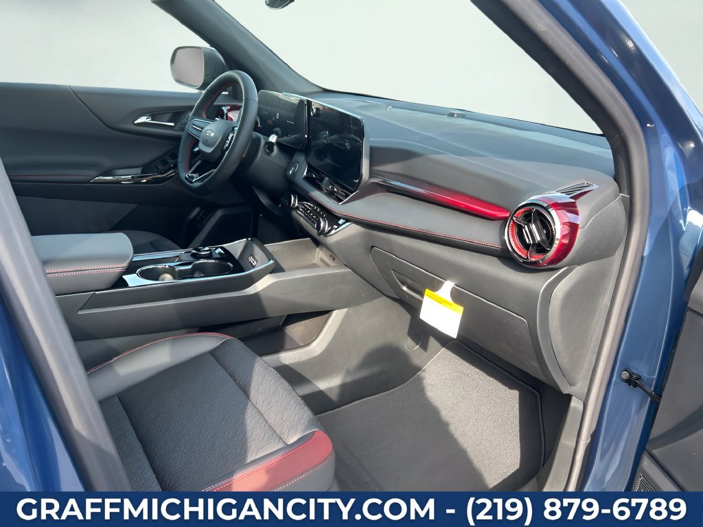 New 2027 Chevrolet Equinox RS FWD image 30
