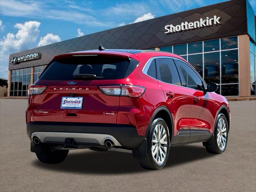 Used 2020 Ford Escape Titanium w/ Titanium Premium Package 2.0 image 6