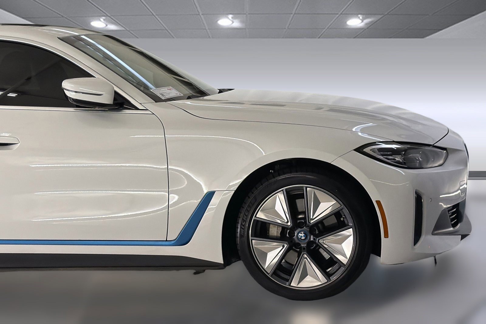 Used 2023 BMW i4 eDrive35 RWD image 34