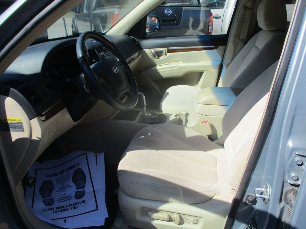 Used 2009 Hyundai Santa Fe SE w/ Premium Pkg 4 image 8