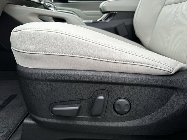 Used 2024 Kia Telluride EX w/ EX Captain's Chair Package FWD image 13