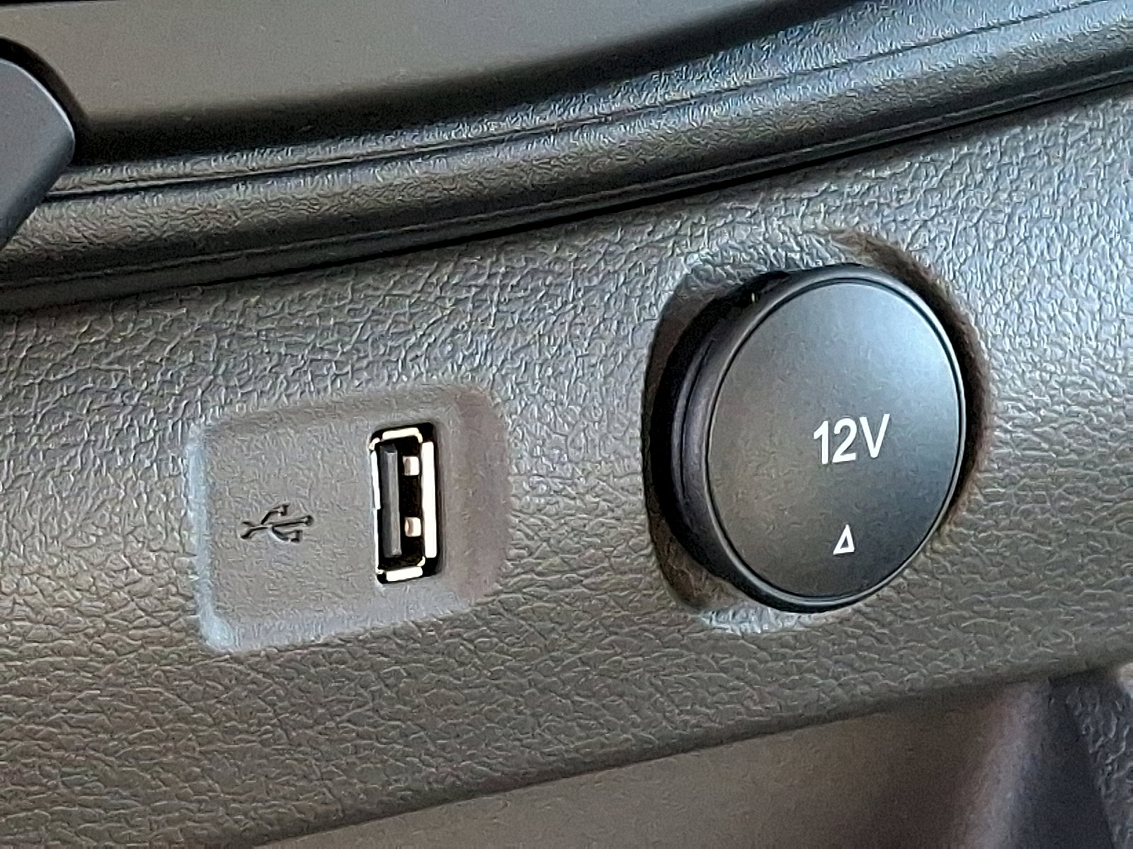 New 2026 Ford Transit 250 148 High Roof image 18