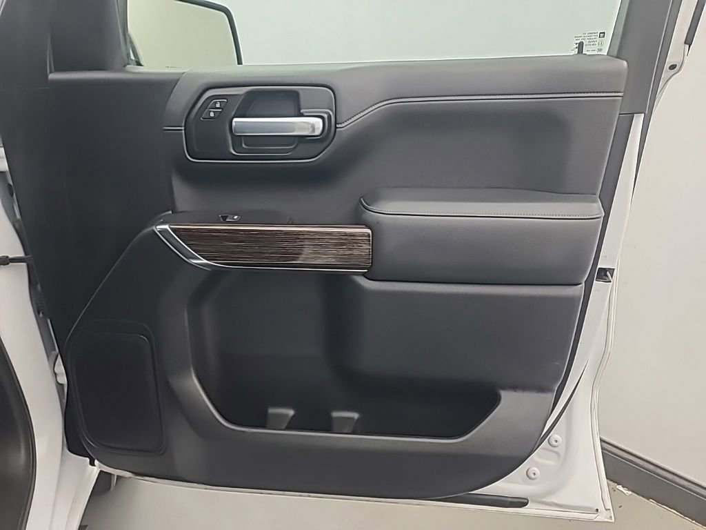 Used 2020 GMC Sierra 1500 Elevation w/ Elevation Value Package image 12