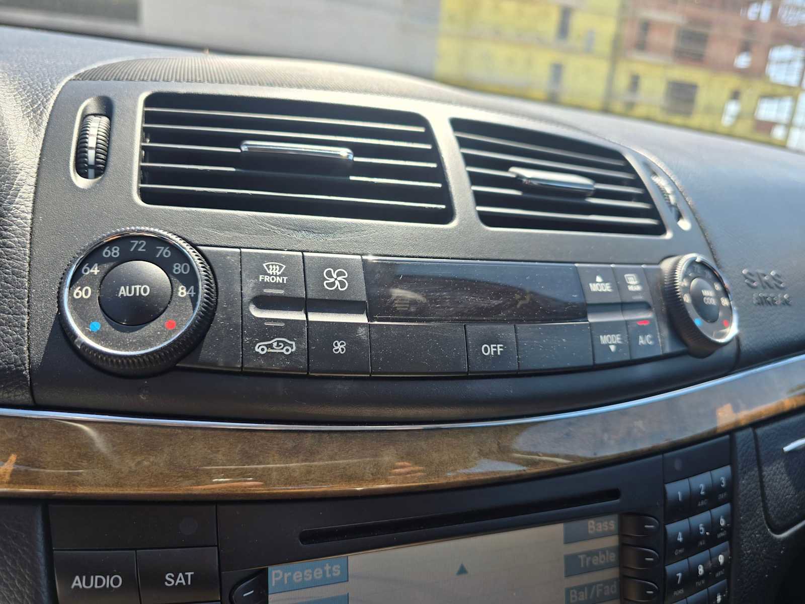 Used 2007 Mercedes-Benz E 350 Sedan image 28